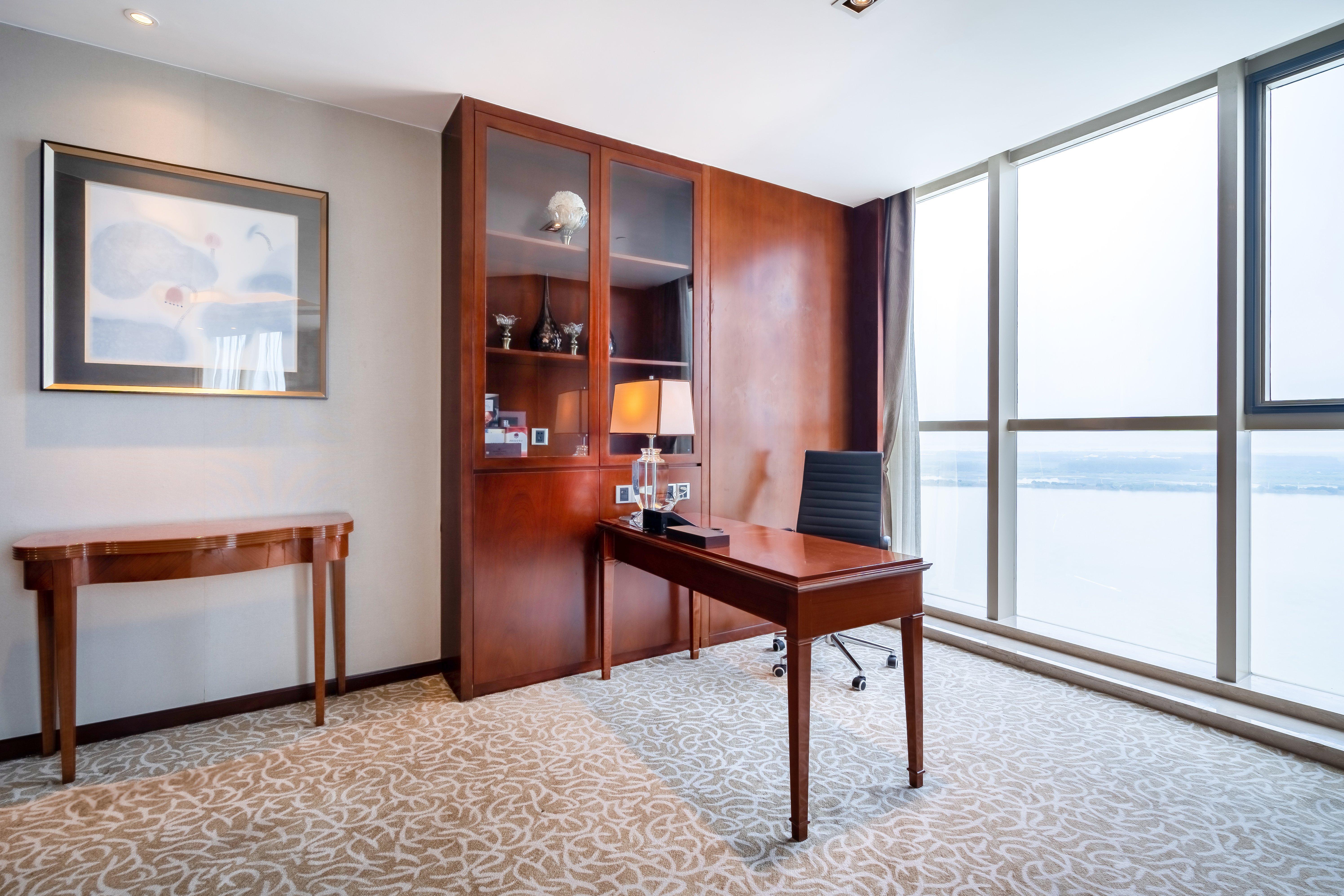 Crowne Plaza Zhenjiang By Ihg Hotel Exterior foto
