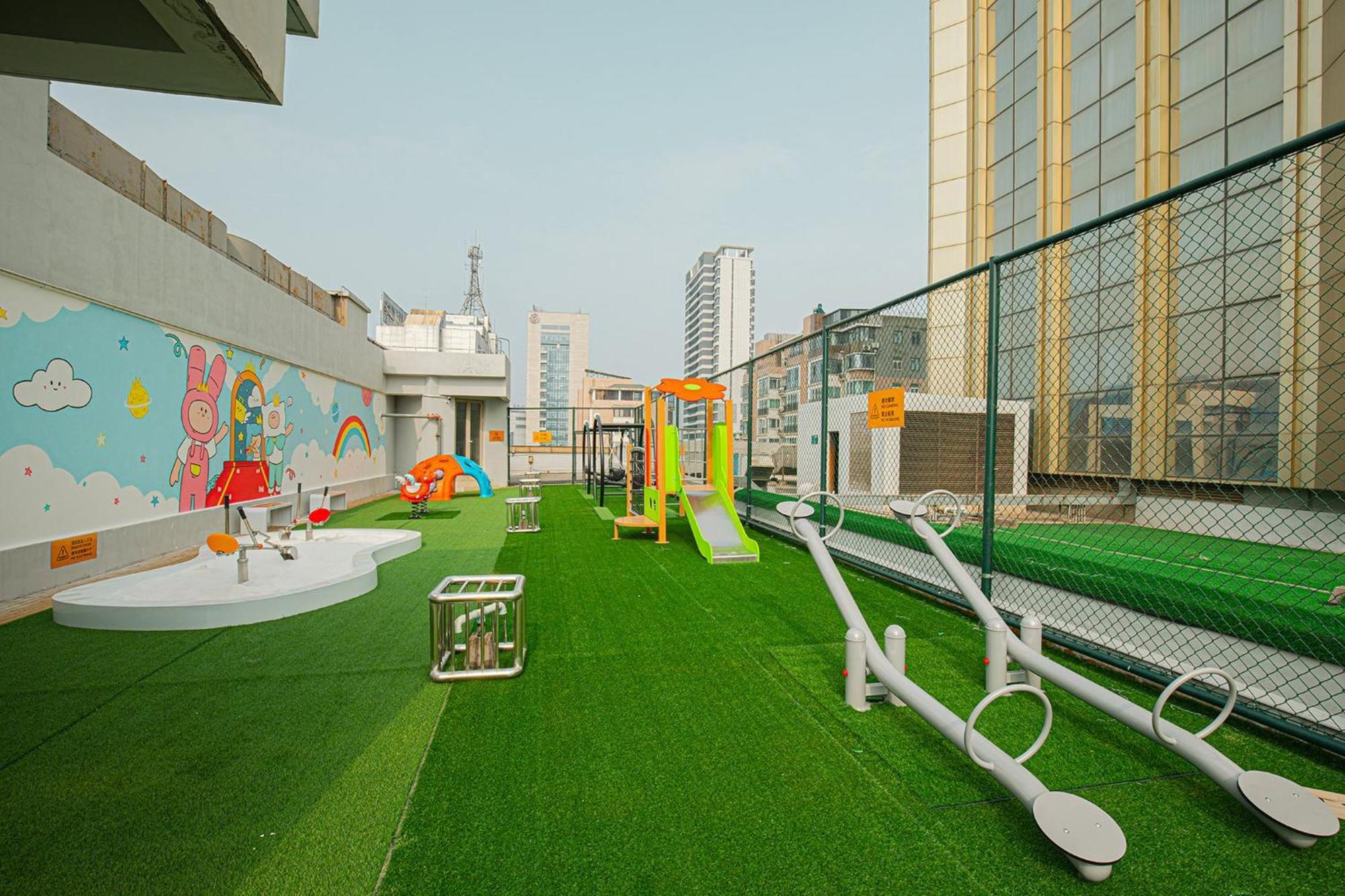 Crowne Plaza Zhenjiang By Ihg Hotel Exterior foto