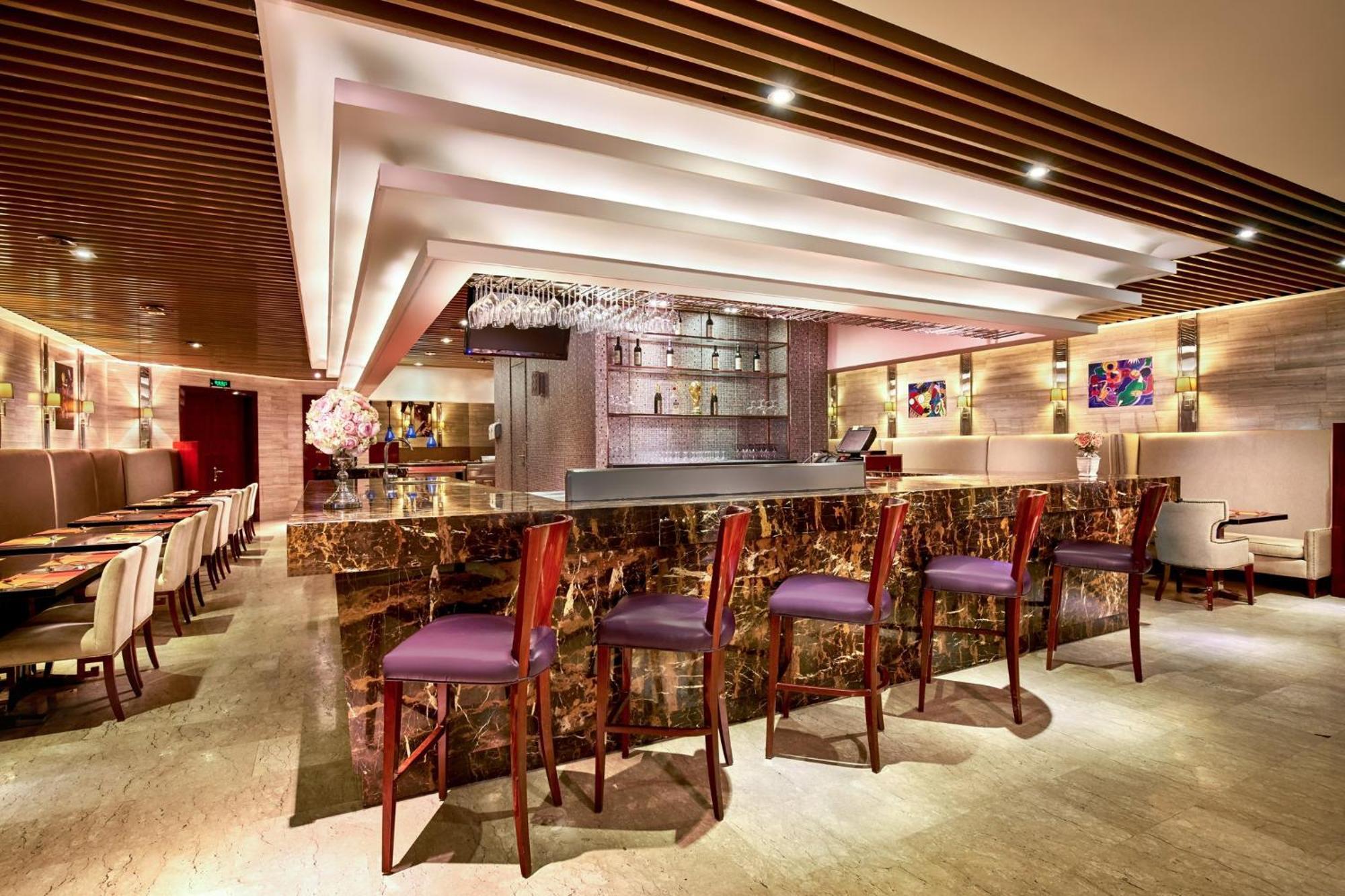 Crowne Plaza Zhenjiang By Ihg Hotel Exterior foto